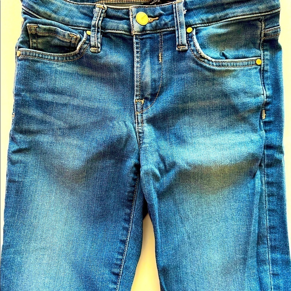 Bebe mid-rise Skinny Jeans. Fall & Back 2 School Ready! - Picture 2 of 8